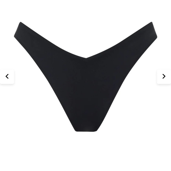 Frankie’s bikini black halter top with cheeky bottoms - Picture 4 of 4